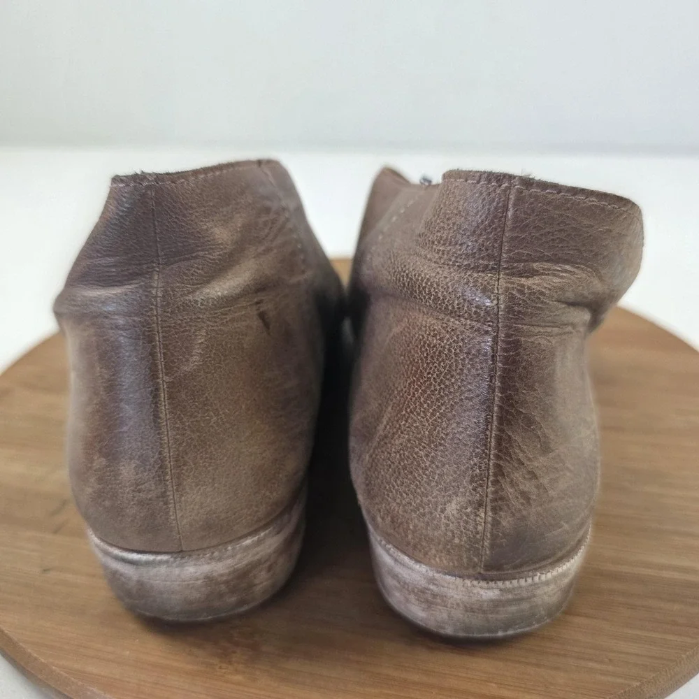 Free People Sandals Womens Size 9 Brown Leather Slip On Open Toe Low Block Heel